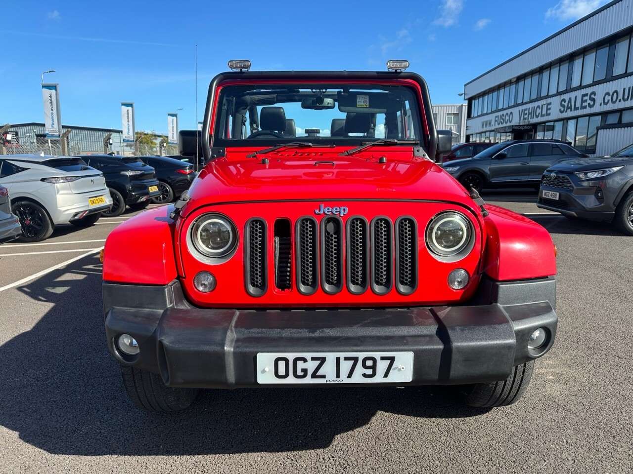 A 2017 JEEP WRANGLER 2.8 CRD Overland SUV 2dr Diesel Auto 4WD Euro 6 (197 bhp) A 2017 JEEP WRANGLER 2.8 CRD Overland SUV 2dr Diesel Auto 4WD Euro 6 (197 bhp)