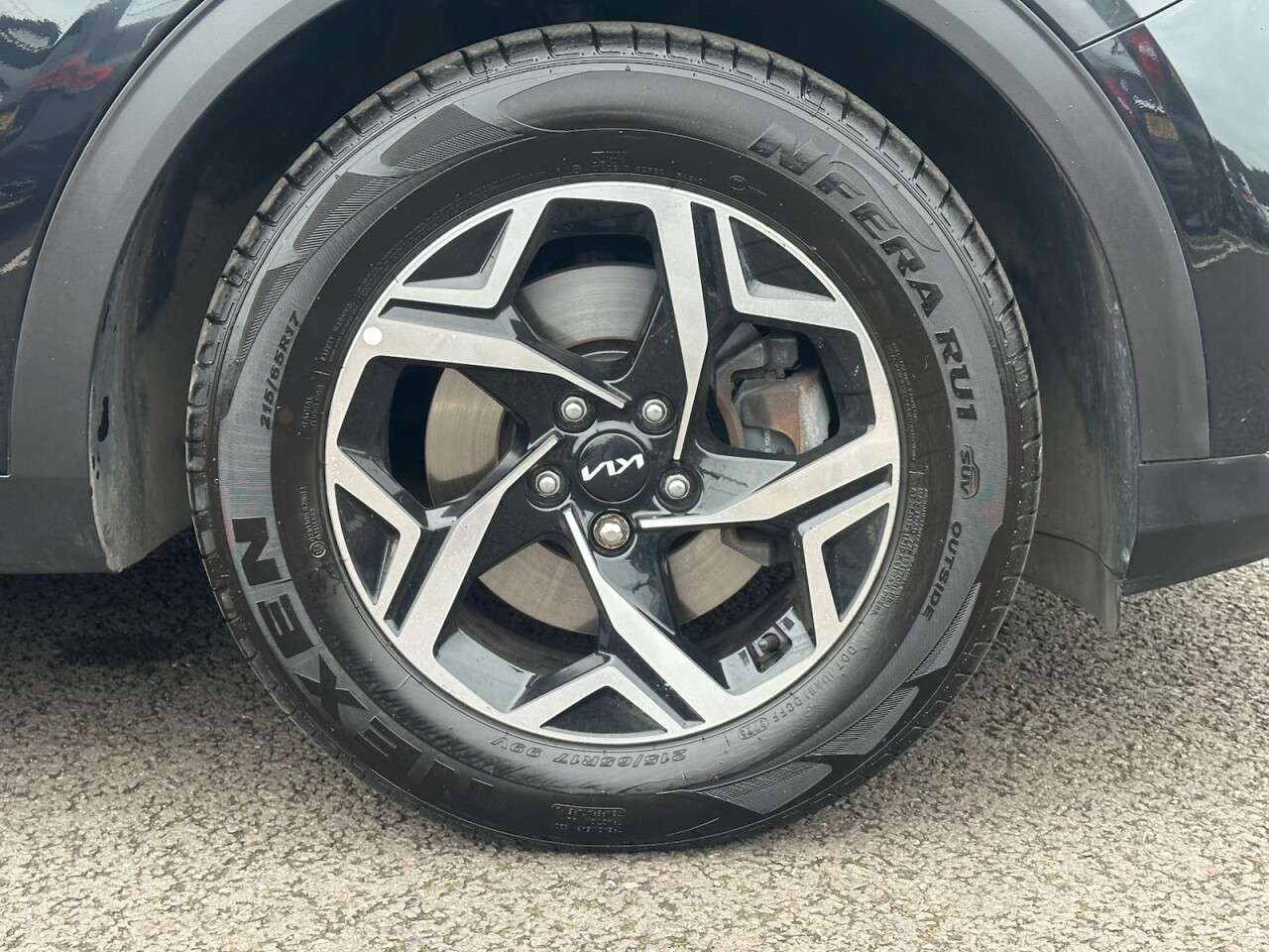 A 2022 KIA SPORTAGE 1.6 T-GDi 2 SUV 5dr Petrol Manual Euro 6 (s/s) (148 bhp) A 2022 KIA SPORTAGE 1.6 T-GDi 2 SUV 5dr Petrol Manual Euro 6 (s/s) (148 bhp)