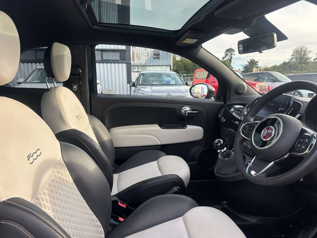 2023 FIAT 500 2023 FIAT 500