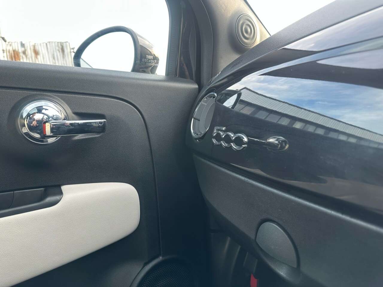 2023 FIAT 500 2023 FIAT 500