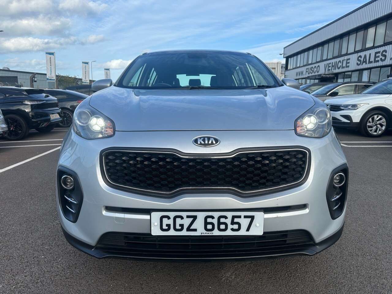 A 2017 KIA SPORTAGE 1.6 GDi 1 SUV 5dr Petrol Manual Euro 6 (s/s) (130 bhp) A 2017 KIA SPORTAGE 1.6 GDi 1 SUV 5dr Petrol Manual Euro 6 (s/s) (130 bhp)