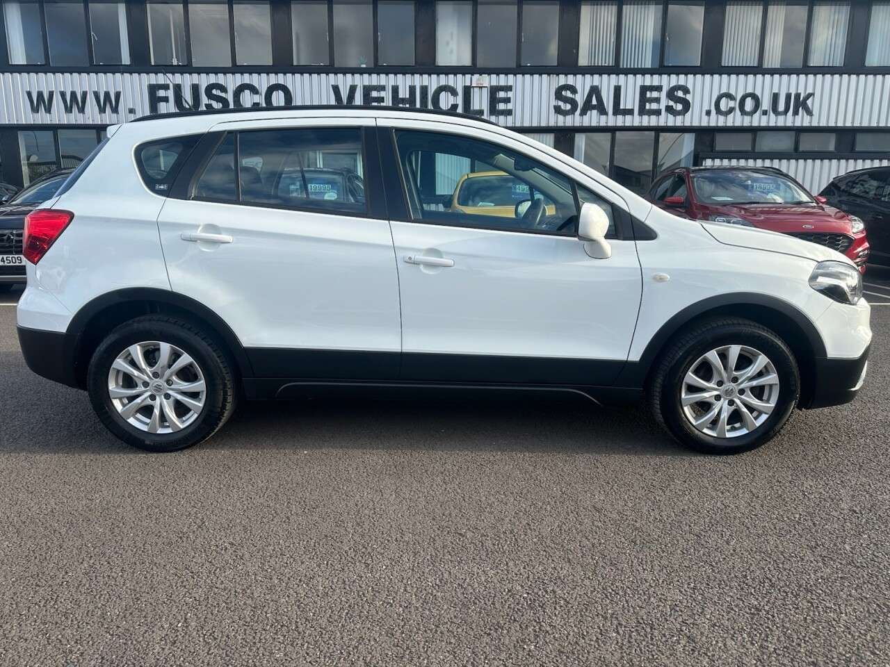 A 2021 SUZUKI SX4 S-CROSS 1.4 Boosterjet MHEV SZ4 SUV 5dr Petrol Hybrid Manual Euro 6 (s/s) (129 ps) A 2021 SUZUKI SX4 S-CROSS 1.4 Boosterjet MHEV SZ4 SUV 5dr Petrol Hybrid Manual Euro 6 (s/s) (129 ps)