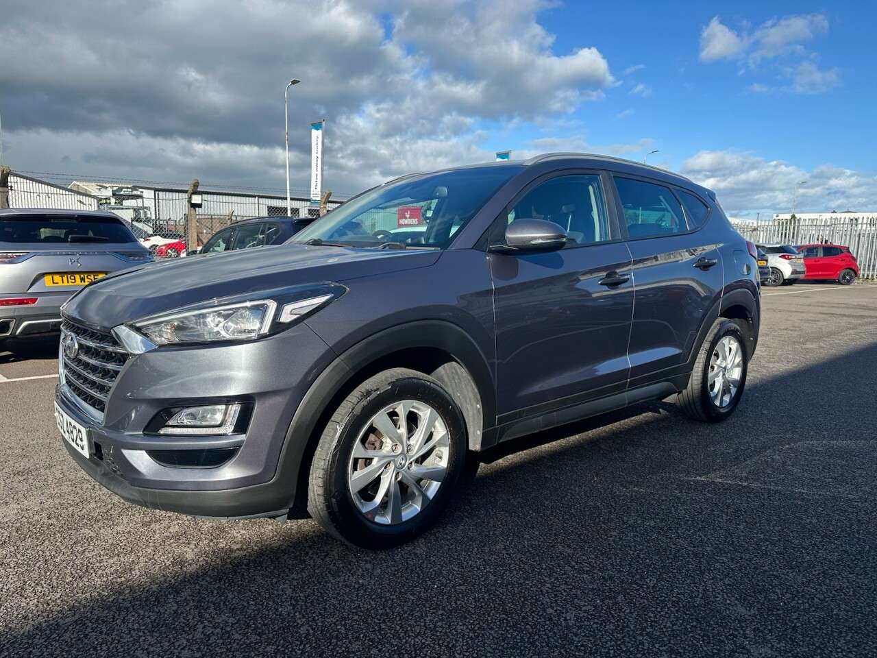 A 2018 HYUNDAI TUCSON 1.6 GDi SE Nav SUV 5dr Petrol Manual Euro 6 (s/s) (132 ps) GOOD SERVICE HIS A 2018 HYUNDAI TUCSON 1.6 GDi SE Nav SUV 5dr Petrol Manual Euro 6 (s/s) (132 ps) GOOD SERVICE HIS