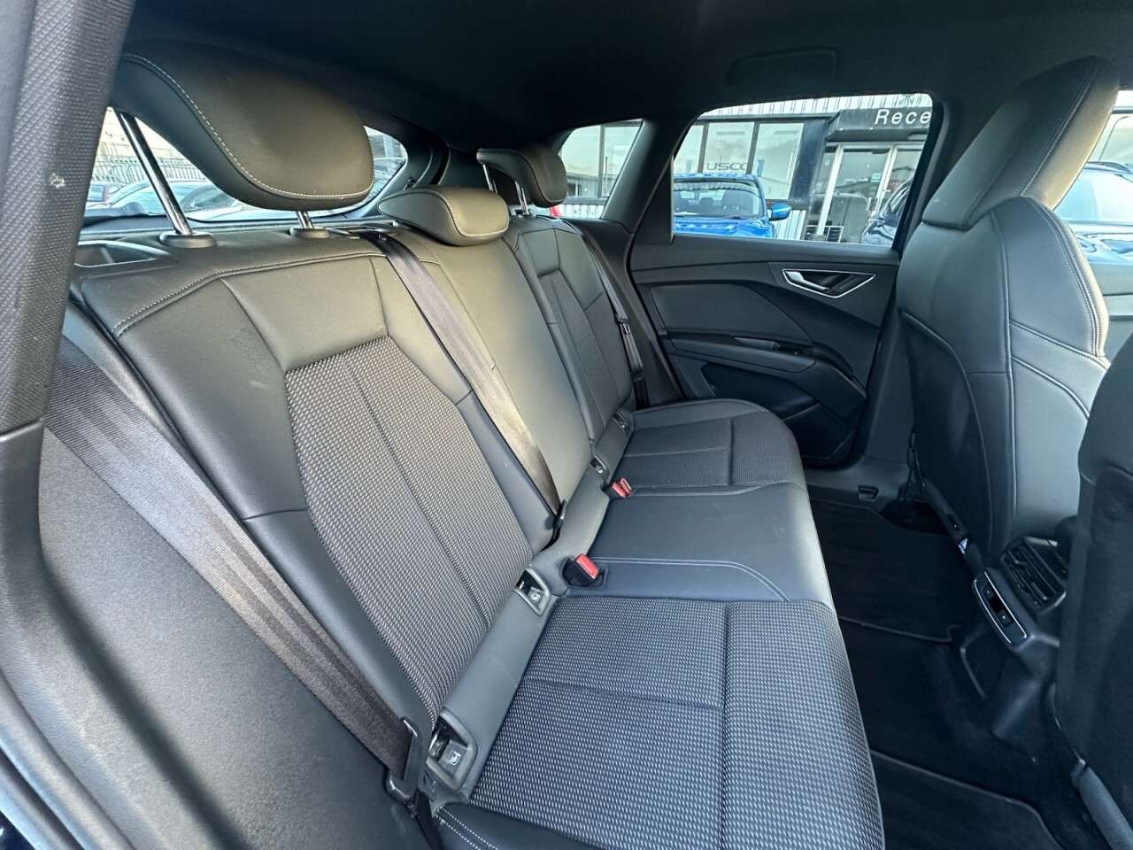 2023 AUDI Q4 E-TRON 2023 AUDI Q4 E-TRON