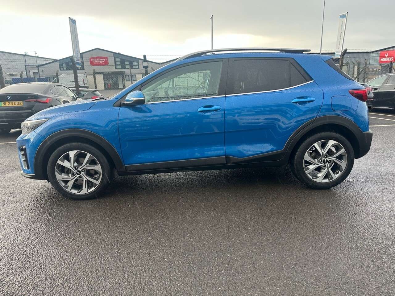 A 2023 KIA STONIC 1.0 T-GDi GT-Line SUV 5dr Petrol Manual Euro 6 (s/s) (98 bhp) FULL SERVICE A 2023 KIA STONIC 1.0 T-GDi GT-Line SUV 5dr Petrol Manual Euro 6 (s/s) (98 bhp) FULL SERVICE