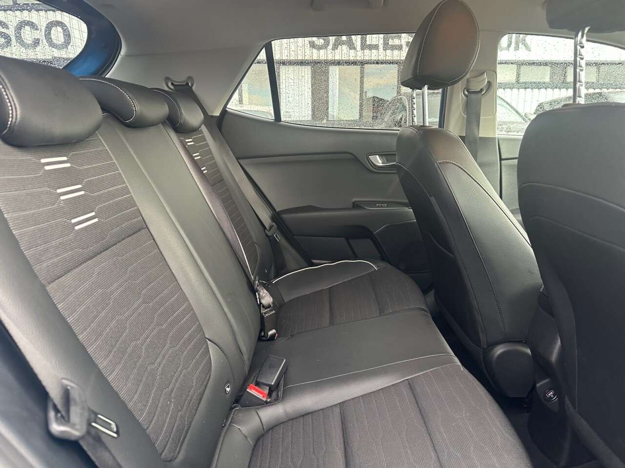 2023 KIA STONIC 2023 KIA STONIC