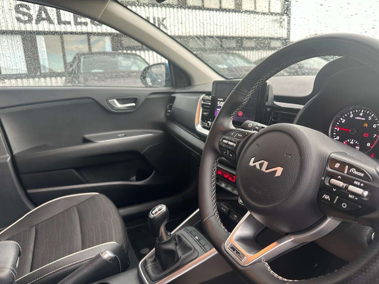 2023 KIA STONIC 2023 KIA STONIC