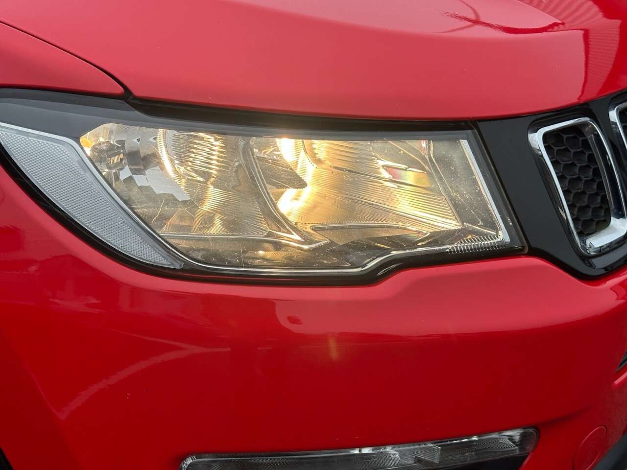 A 2019 JEEP COMPASS 1.4T MultiAirII Longitude SUV 5dr Petrol Manual Euro 6 (s/s) (140 ps) HALF A 2019 JEEP COMPASS 1.4T MultiAirII Longitude SUV 5dr Petrol Manual Euro 6 (s/s) (140 ps) HALF