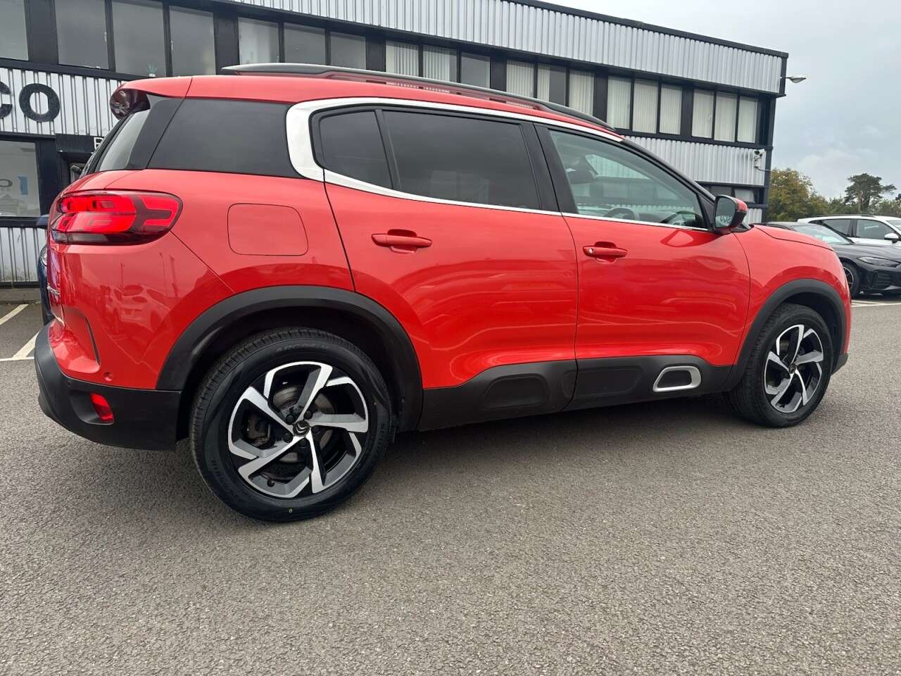 A 2019 CITROEN C5 AIRCROSS 1.2 PureTech Flair SUV 5dr Petrol Manual Euro 6 (s/s) (130 ps) A 2019 CITROEN C5 AIRCROSS 1.2 PureTech Flair SUV 5dr Petrol Manual Euro 6 (s/s) (130 ps)