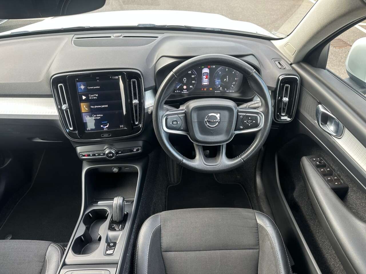 2019 VOLVO XC40 2019 VOLVO XC40