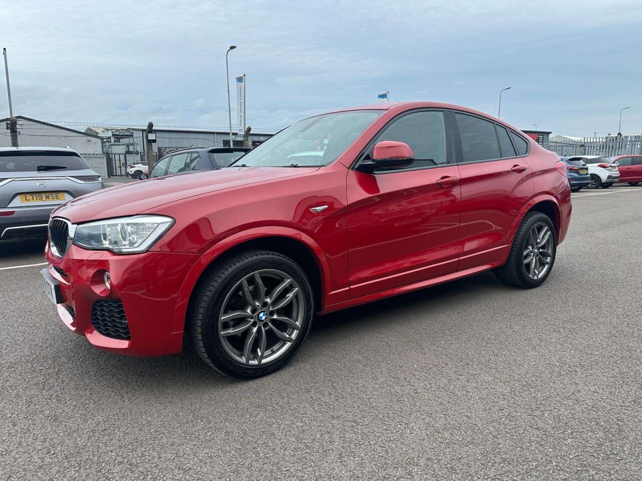 A 2018 BMW X4 2.0 20d M Sport SUV 5dr Diesel Auto xDrive Euro 6 (s/s) (190 ps) A 2018 BMW X4 2.0 20d M Sport SUV 5dr Diesel Auto xDrive Euro 6 (s/s) (190 ps)