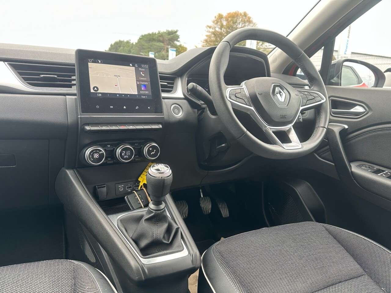 2023 RENAULT CAPTUR 2023 RENAULT CAPTUR