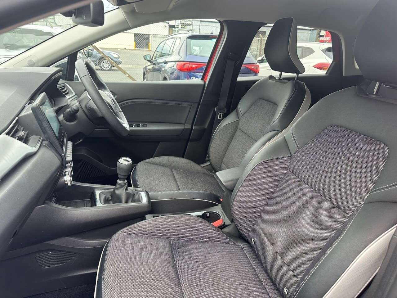 2023 RENAULT CAPTUR 2023 RENAULT CAPTUR
