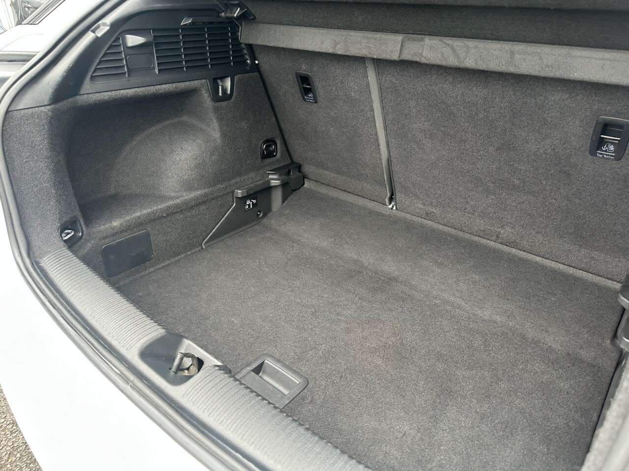 2018 AUDI Q2 2018 AUDI Q2