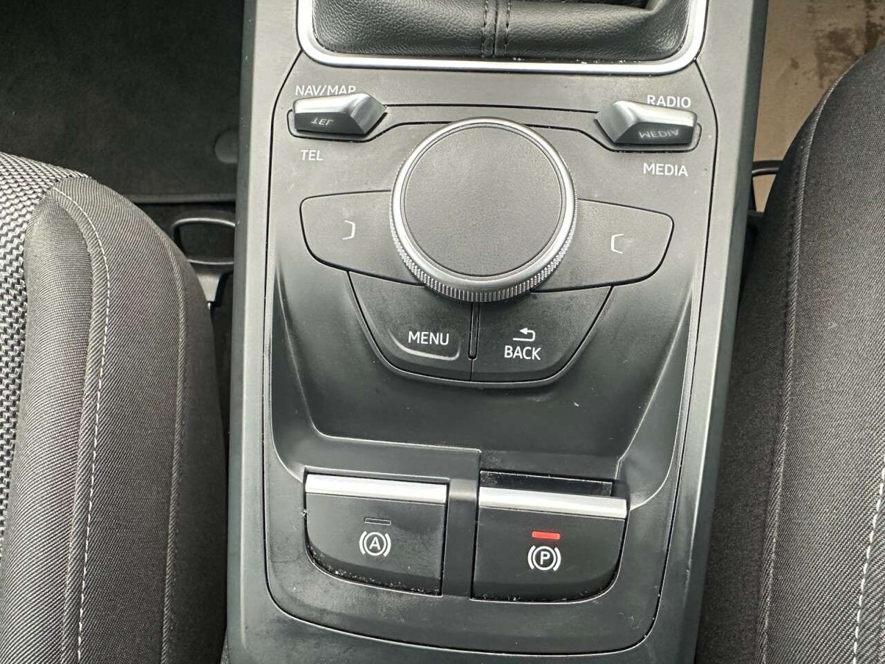 2018 AUDI Q2 2018 AUDI Q2
