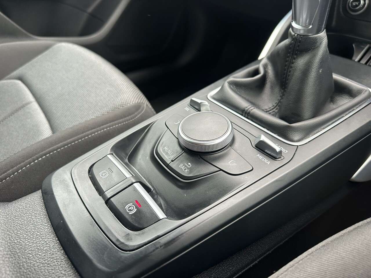 2018 AUDI Q2 2018 AUDI Q2