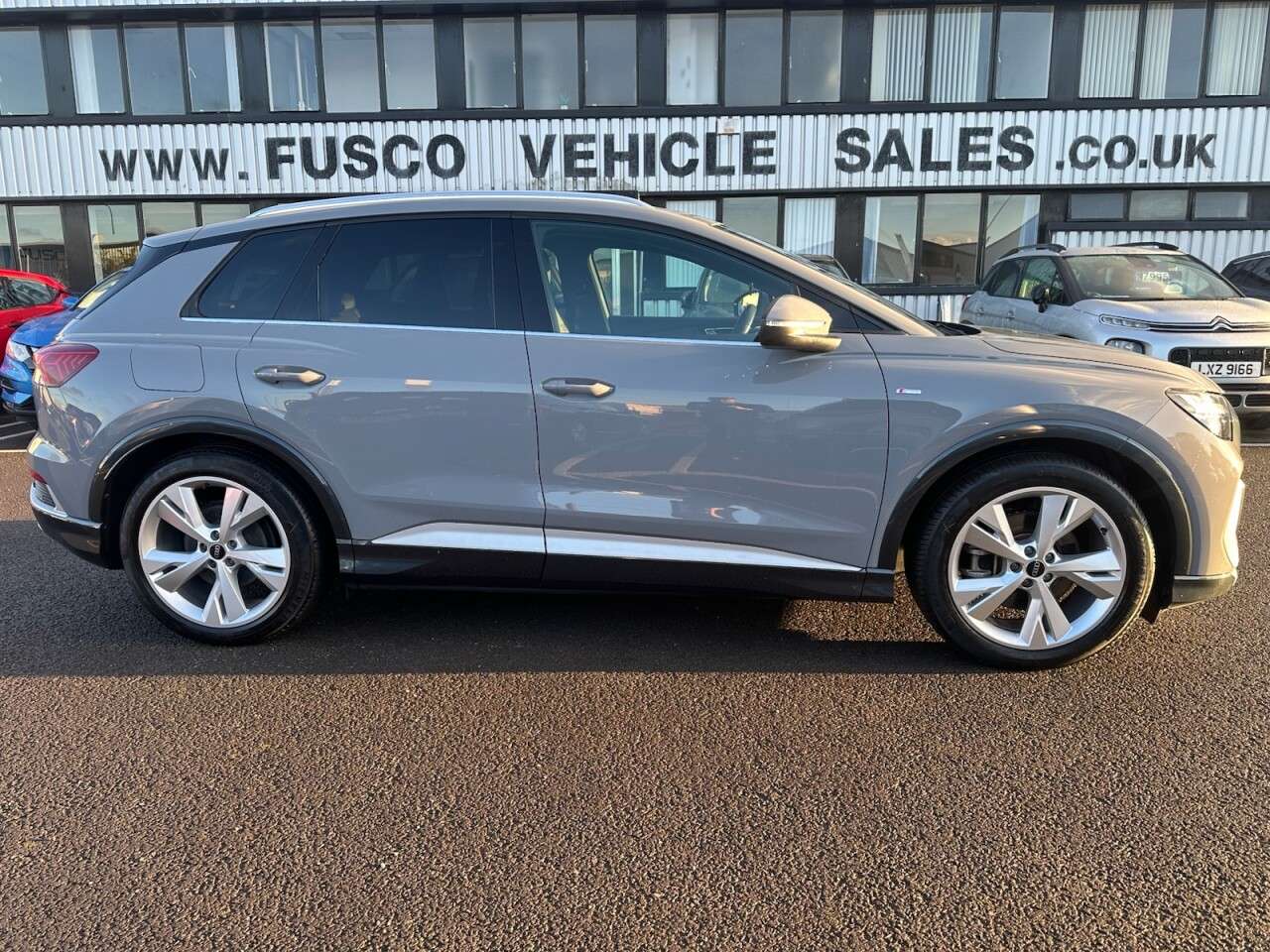 A 2023 AUDI Q4 E-TRON 35 S line SUV 5dr Electric Auto 55kWh (170 ps) A 2023 AUDI Q4 E-TRON 35 S line SUV 5dr Electric Auto 55kWh (170 ps)