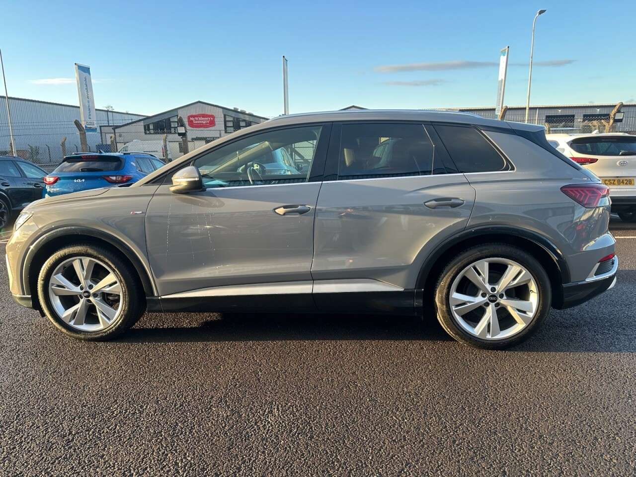 2023 AUDI Q4 E-TRON 2023 AUDI Q4 E-TRON