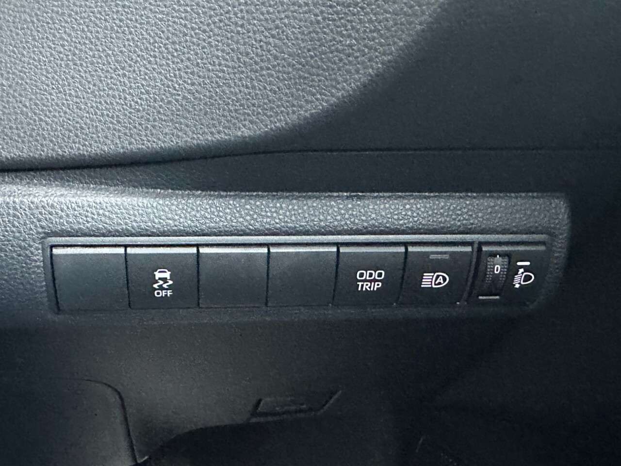 2023 TOYOTA COROLLA 2023 TOYOTA COROLLA