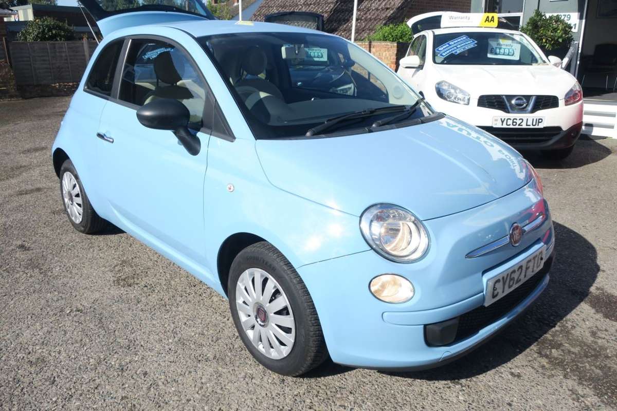 Check out this Fiat 500 2012 Petrol Manual