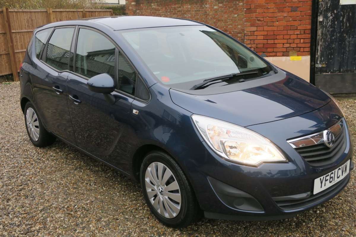 Check out this Vauxhall Meriva 2012 Petrol Manual