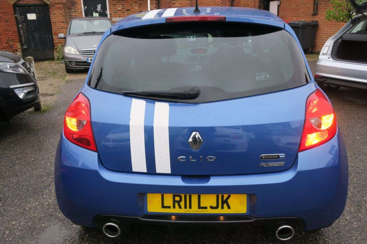 2011 RENAULT CLIO 2011 RENAULT CLIO