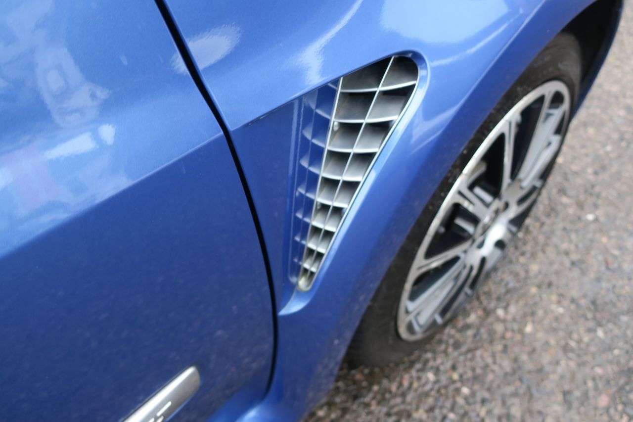 2011 RENAULT CLIO 2011 RENAULT CLIO