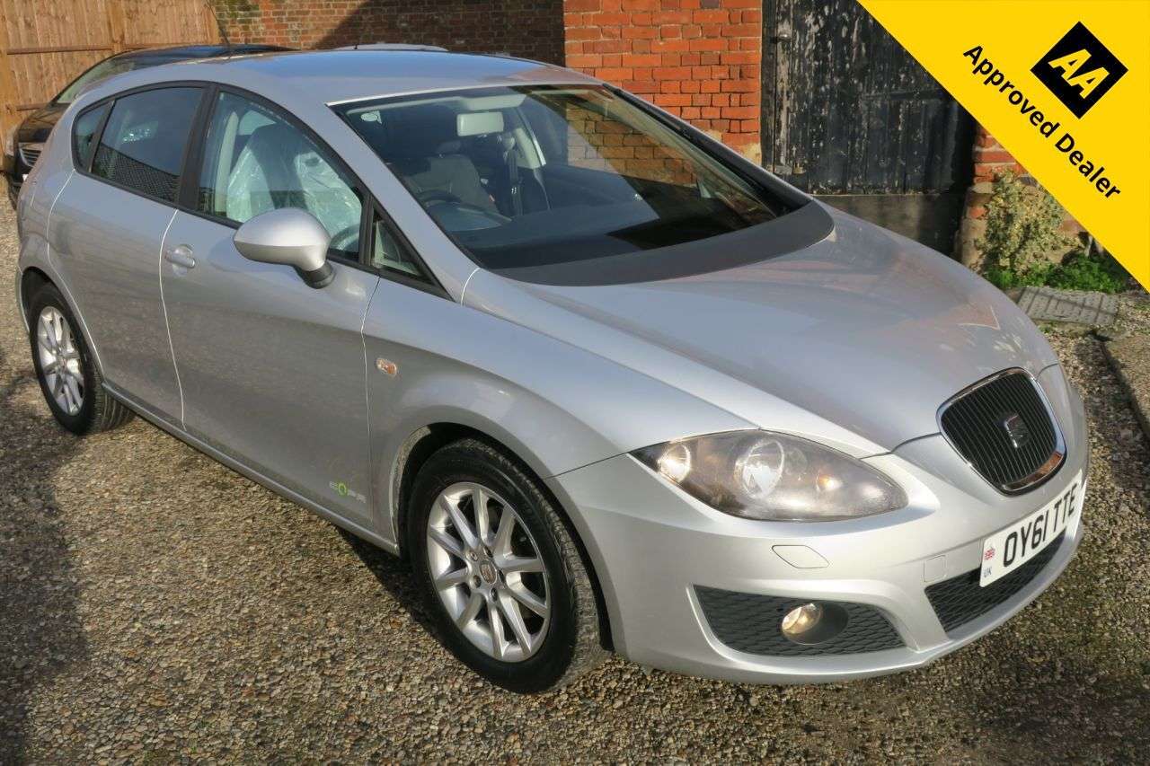 A 2011 SEAT LEON 1.6 TDI Ecomotive CR SE Copa Hatchback 5dr Diesel Manual Euro 5 (s/s) (105 A 2011 SEAT LEON 1.6 TDI Ecomotive CR SE Copa Hatchback 5dr Diesel Manual Euro 5 (s/s) (105