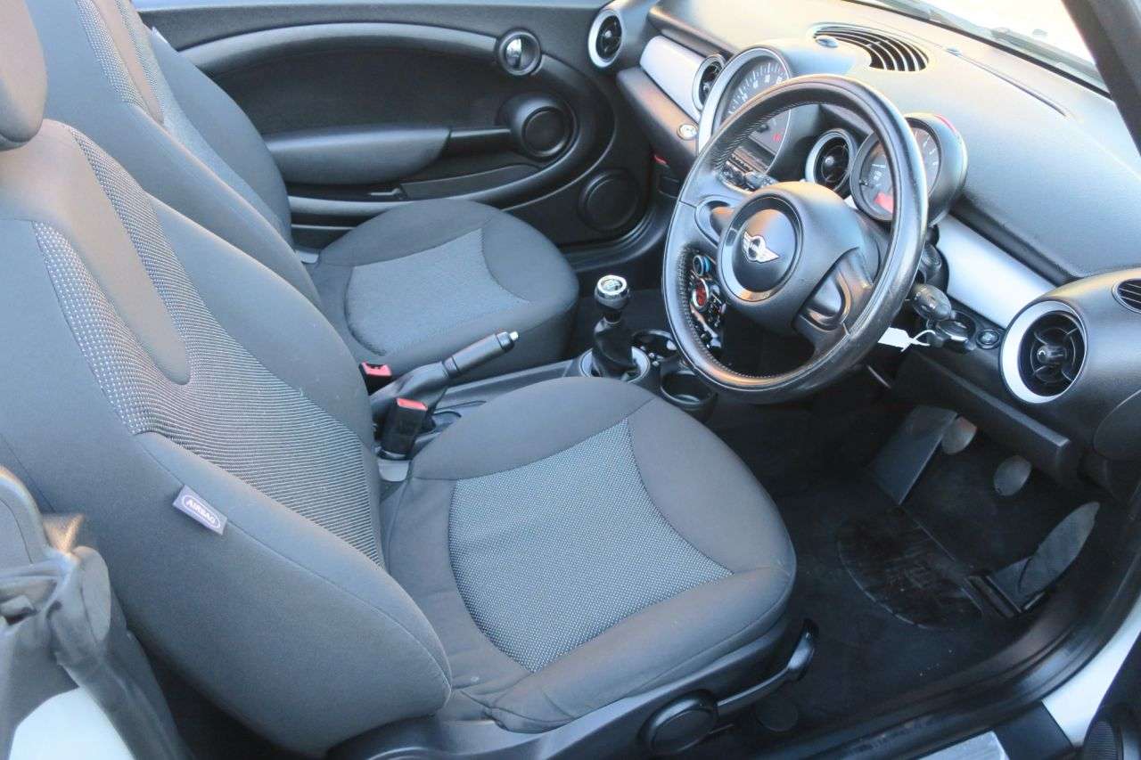 2015 MINI CONVERTIBLE 2015 MINI CONVERTIBLE