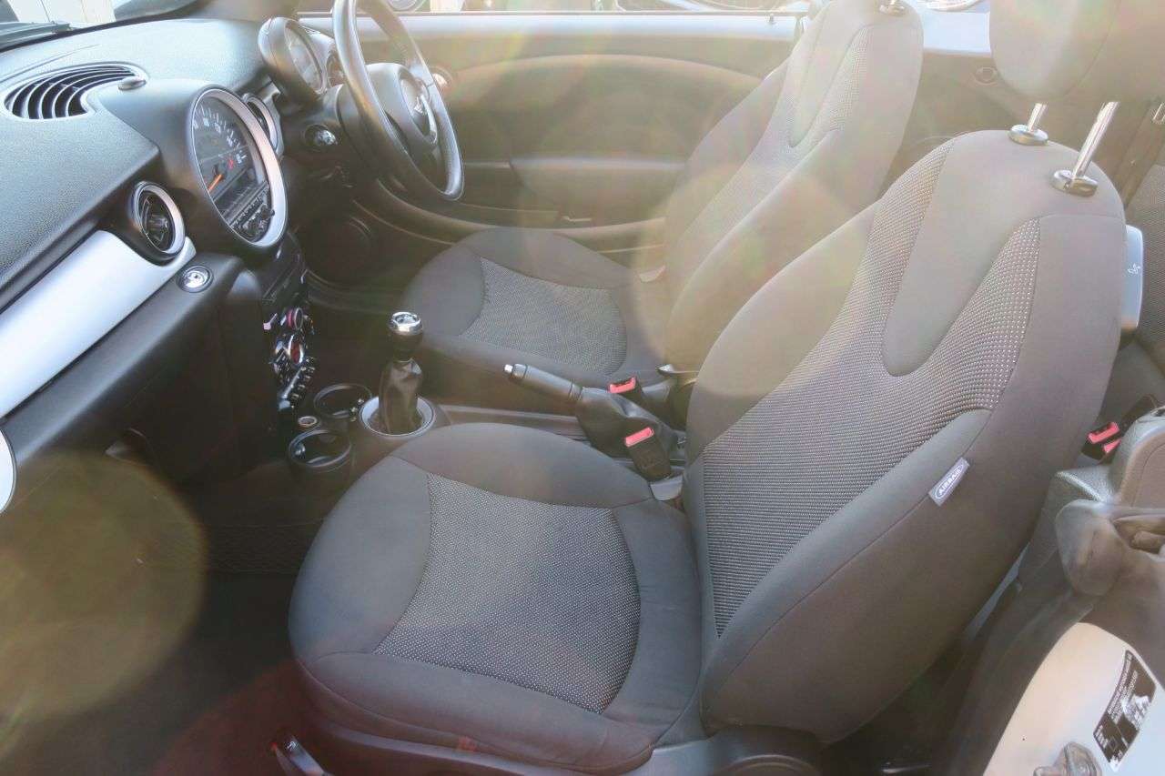 2015 MINI CONVERTIBLE 2015 MINI CONVERTIBLE