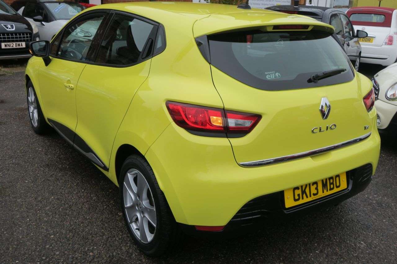 2013 RENAULT CLIO 2013 RENAULT CLIO
