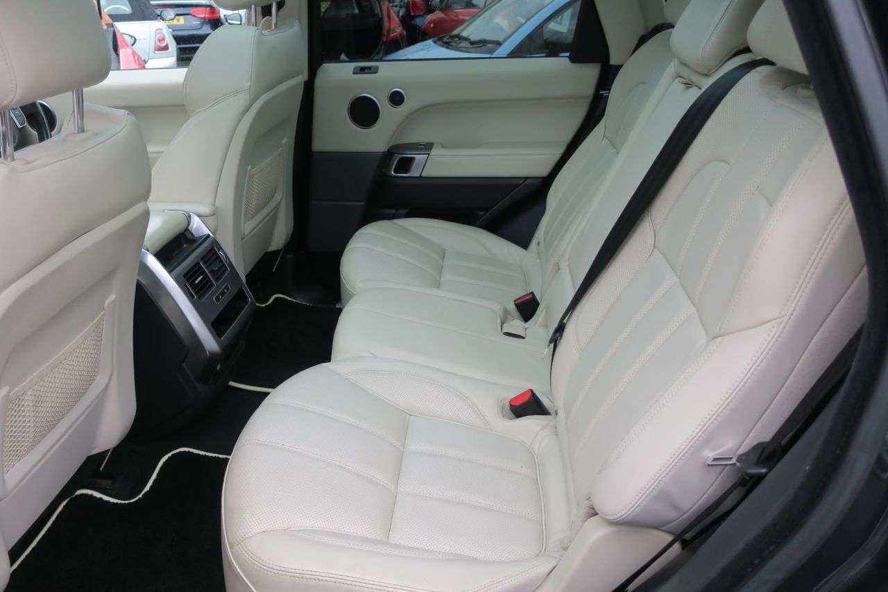 null LAND ROVER RANGE ROVER SPORT null LAND ROVER RANGE ROVER SPORT