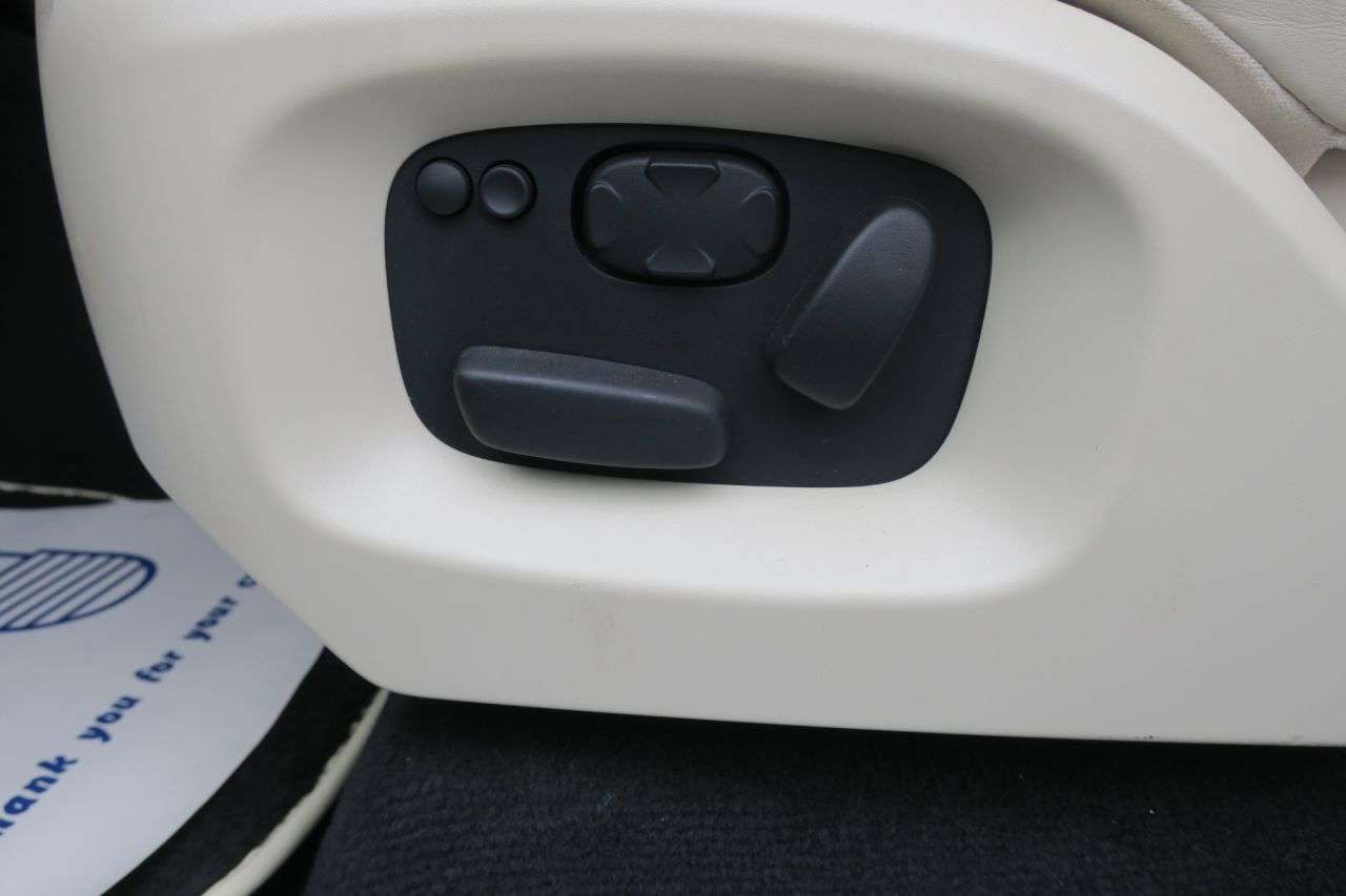 null LAND ROVER RANGE ROVER SPORT null LAND ROVER RANGE ROVER SPORT