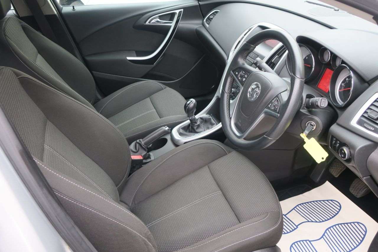 2012 VAUXHALL ASTRA 2012 VAUXHALL ASTRA