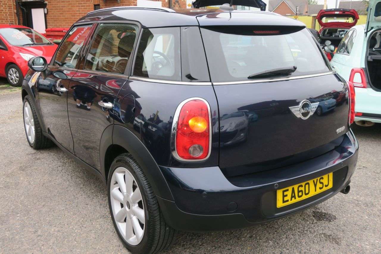 2010 MINI COUNTRYMAN 2010 MINI COUNTRYMAN