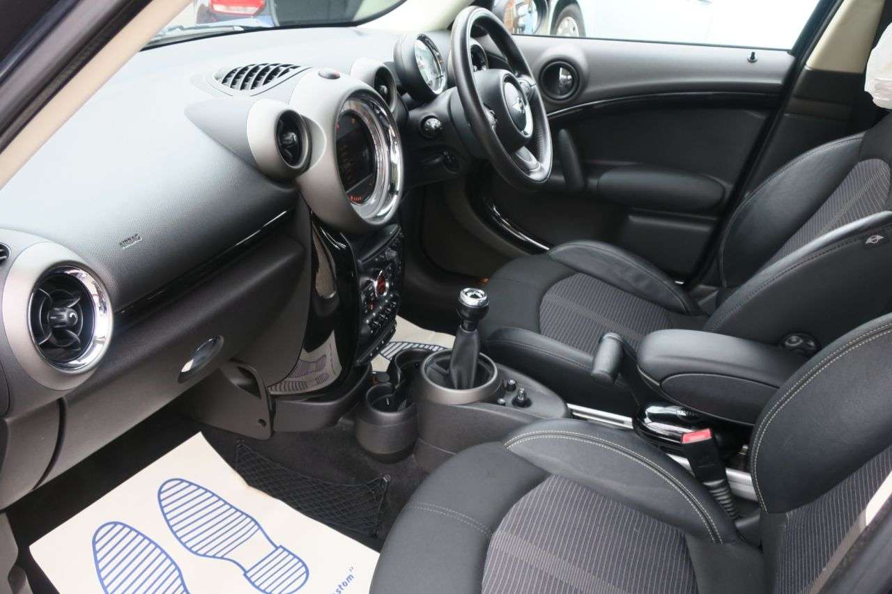 2010 MINI COUNTRYMAN 2010 MINI COUNTRYMAN