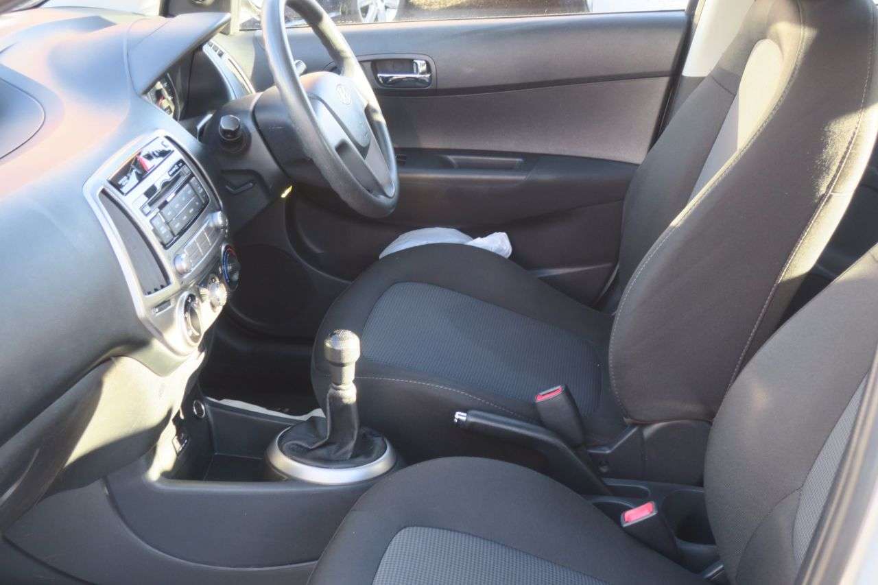 2013 HYUNDAI I20 2013 HYUNDAI I20