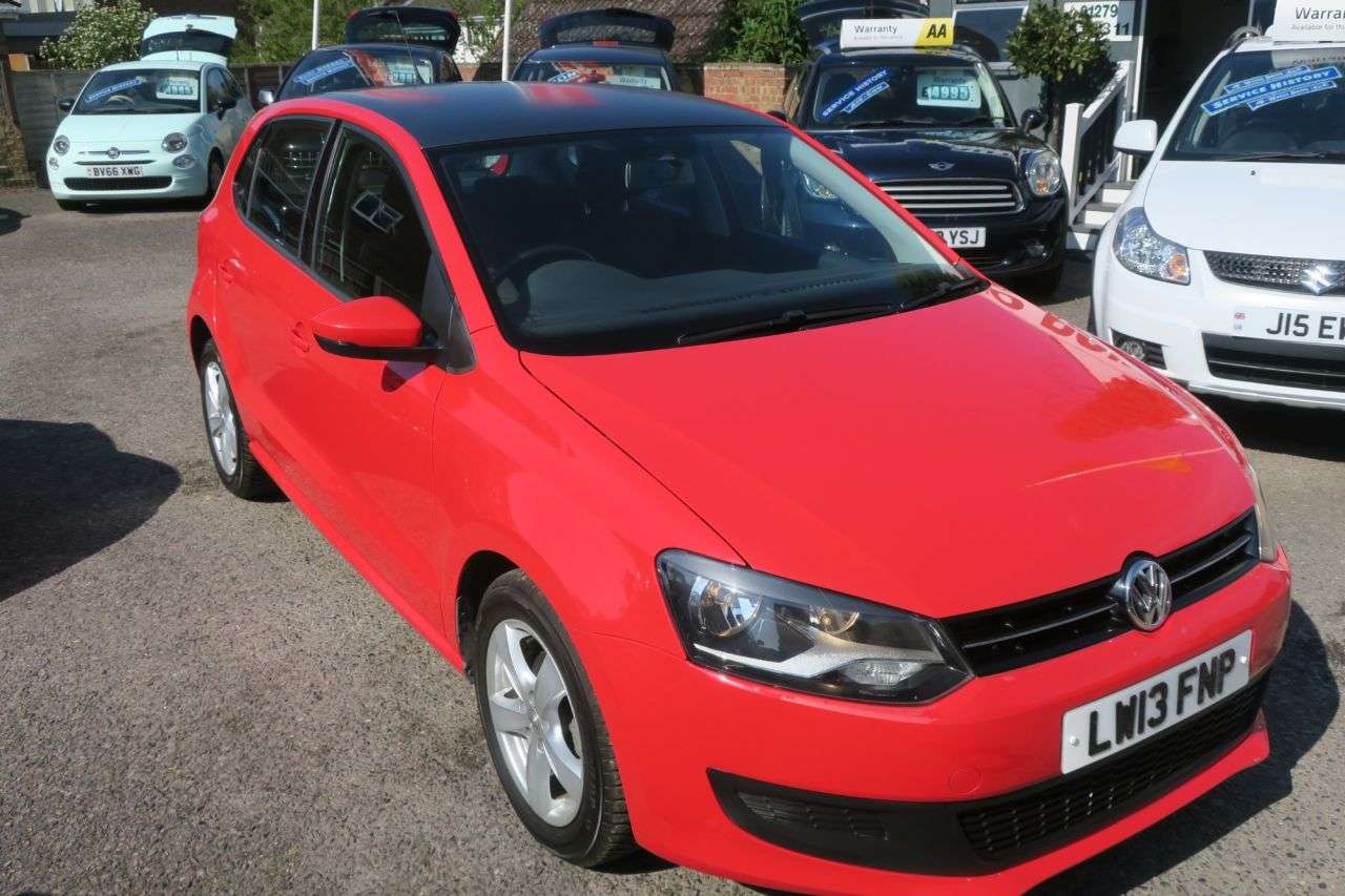 A 2013 VOLKSWAGEN POLO AUTOMATIC 1200 A 2013 VOLKSWAGEN POLO AUTOMATIC 1200