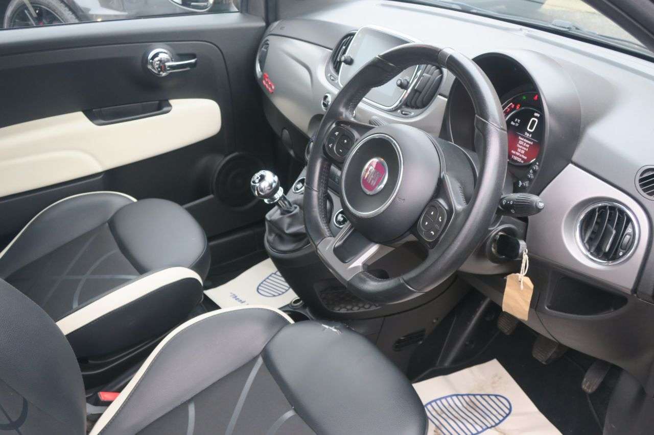 2017 FIAT 500 2017 FIAT 500