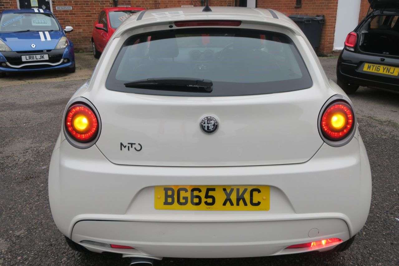 2015 ALFA ROMEO MITO 2015 ALFA ROMEO MITO