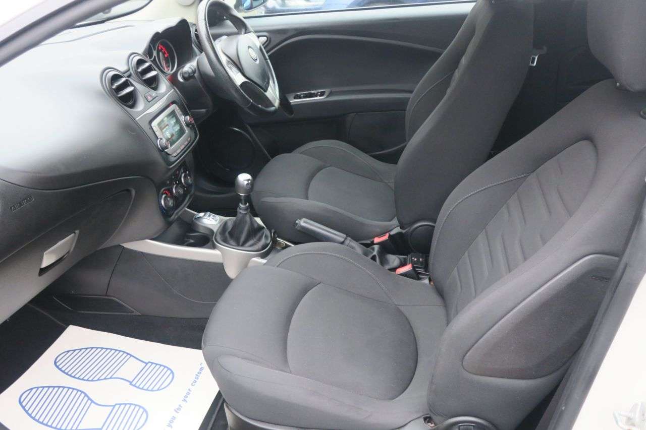 2015 ALFA ROMEO MITO 2015 ALFA ROMEO MITO