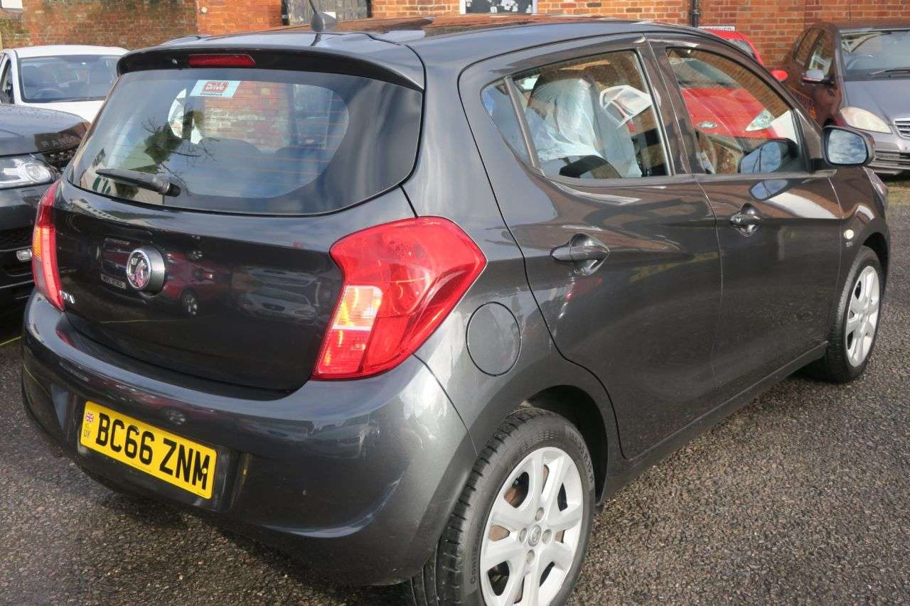 A 2017 VAUXHALL VIVA 1.0i SE Hatchback 5dr Petrol Manual Euro 6 (a/c) (75 ps) SERVICE HISTORY A 2017 VAUXHALL VIVA 1.0i SE Hatchback 5dr Petrol Manual Euro 6 (a/c) (75 ps) SERVICE HISTORY