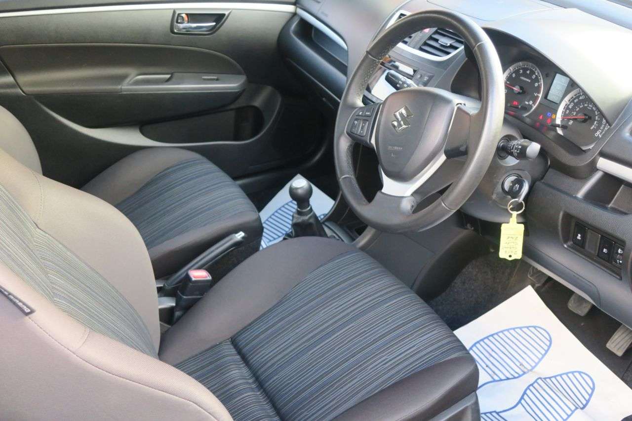 2013 SUZUKI SWIFT 2013 SUZUKI SWIFT