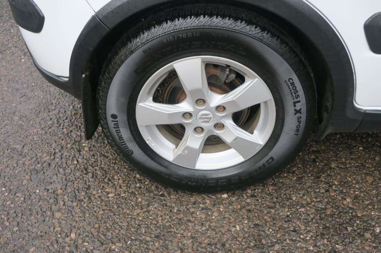 2013 SUZUKI SX4 2013 SUZUKI SX4