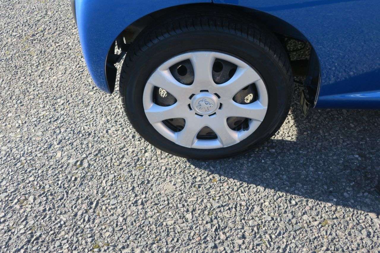 2012 PEUGEOT 107 2012 PEUGEOT 107