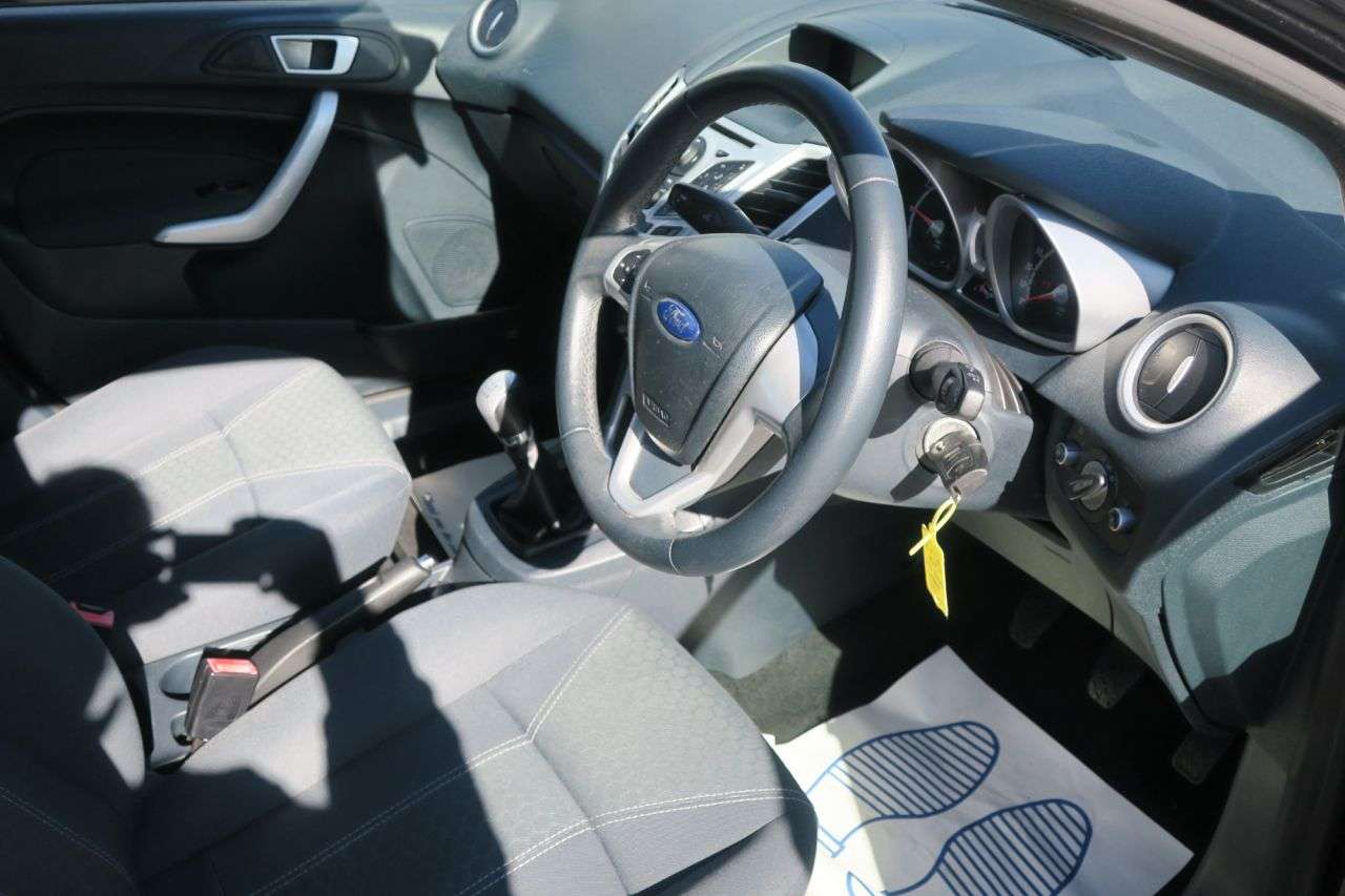 2011 FORD FIESTA 2011 FORD FIESTA