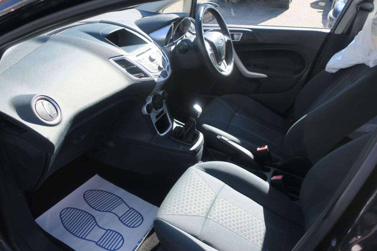 2011 FORD FIESTA 2011 FORD FIESTA