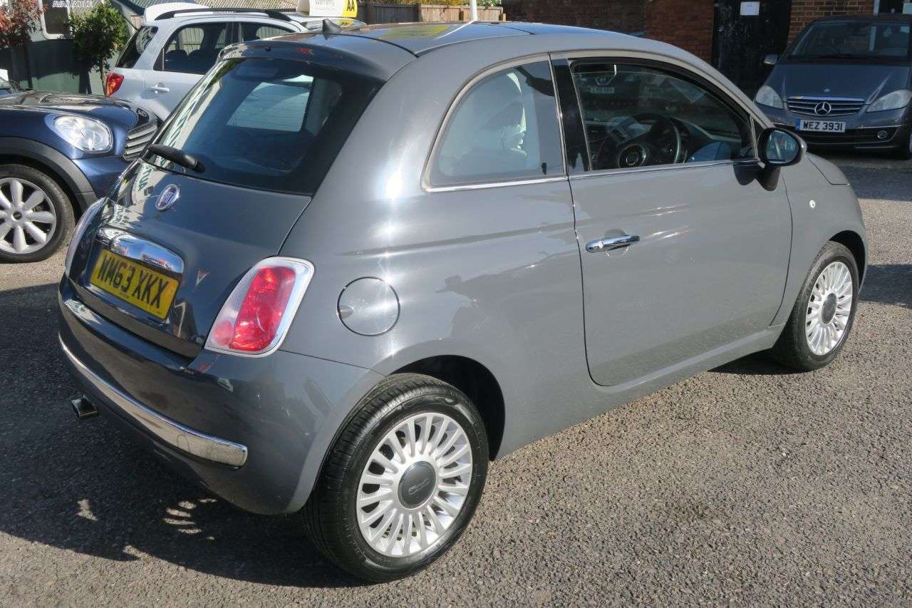 A 2014 FIAT 500 1.2 Lounge Hatchback 3dr Petrol Manual Euro 6 (s/s) (69 bhp) A 2014 FIAT 500 1.2 Lounge Hatchback 3dr Petrol Manual Euro 6 (s/s) (69 bhp)