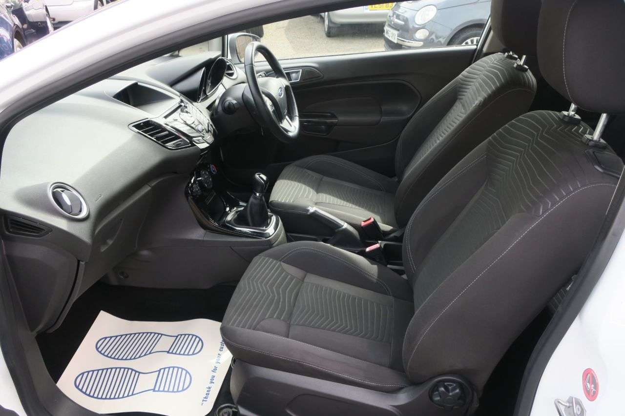 2015 FORD FIESTA 2015 FORD FIESTA