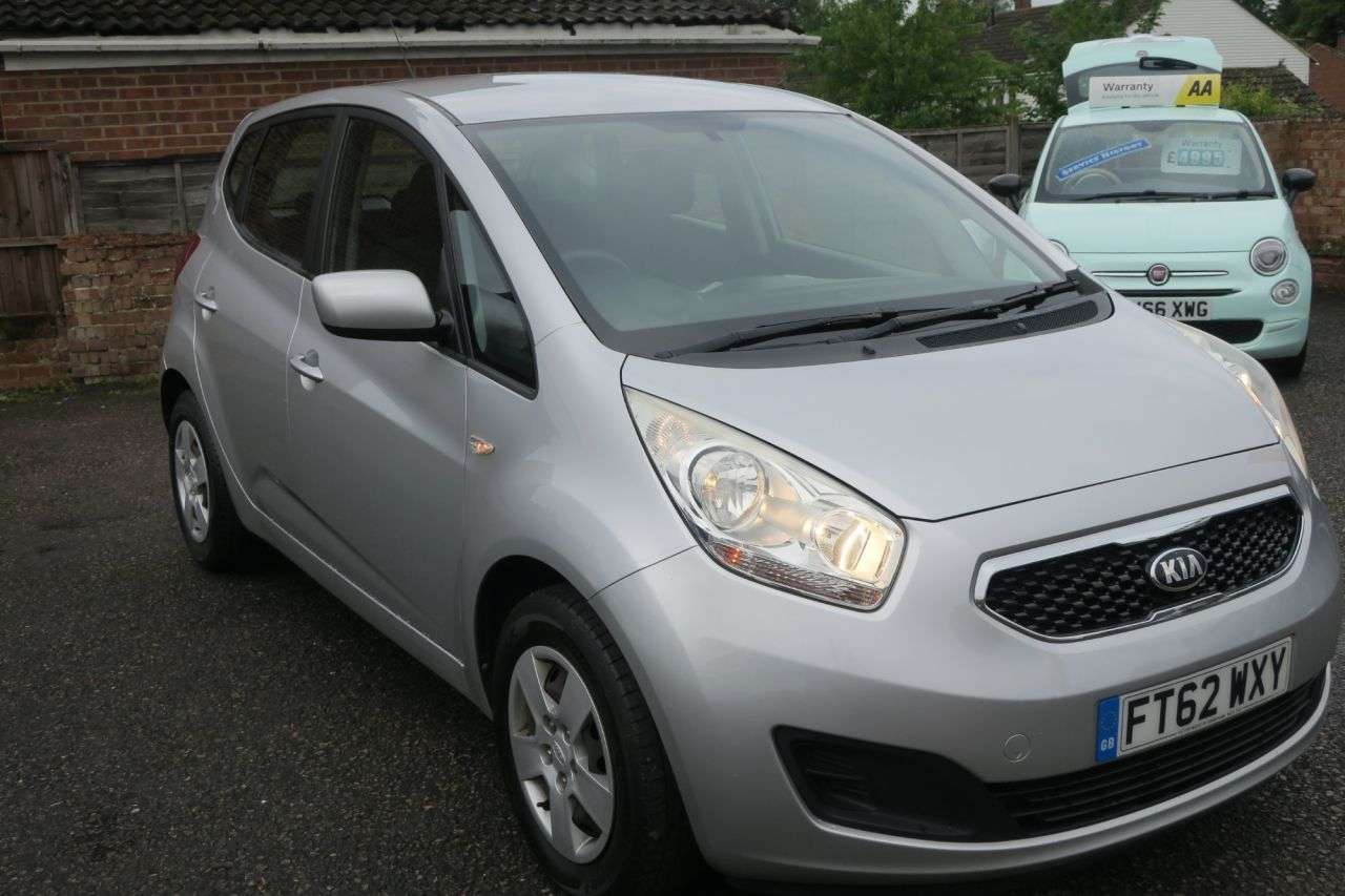 A 2013 KIA VENGA 1.4 EcoDynamics 1 Air MPV 5dr Petrol Manual Euro 5 (s/s) (89 bhp) A 2013 KIA VENGA 1.4 EcoDynamics 1 Air MPV 5dr Petrol Manual Euro 5 (s/s) (89 bhp)